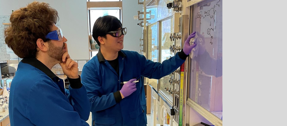 (5/16) Asst. Prof. Mark Levin (left) and Ph.D. student Jisoo Woo at work in the laboratory at the University of Chicago